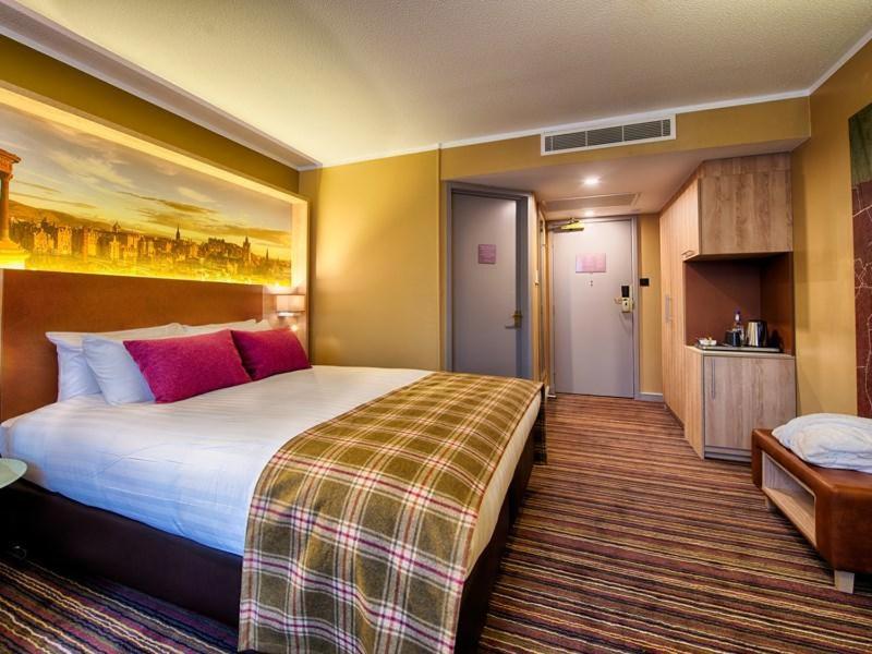 Leonardo Hotel Edinburgh Haymarket Стая снимка