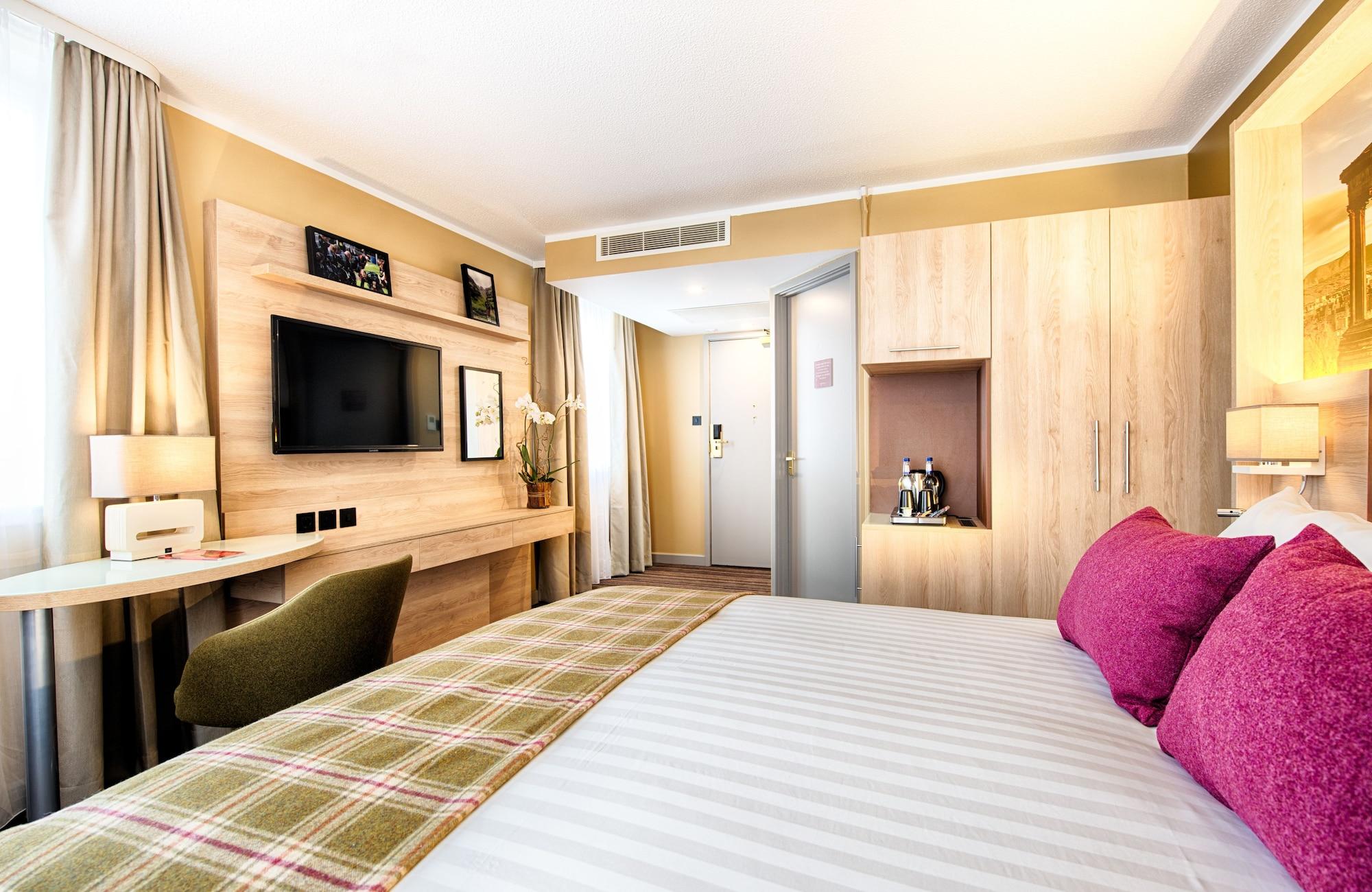 Leonardo Hotel Edinburgh Haymarket Екстериор снимка