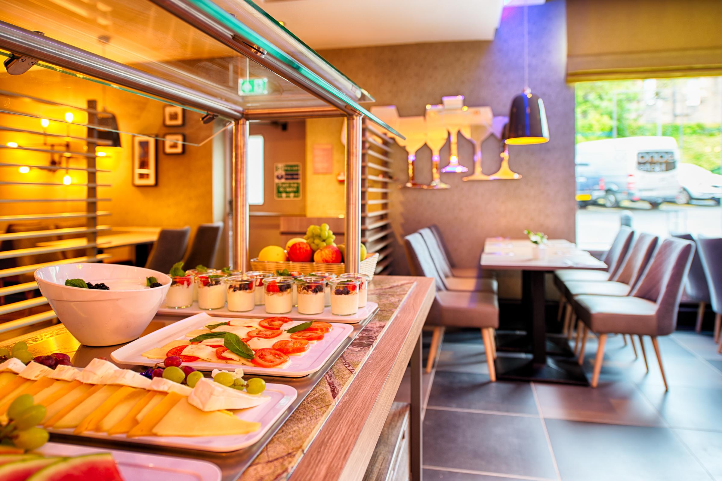 Leonardo Hotel Edinburgh Haymarket Екстериор снимка