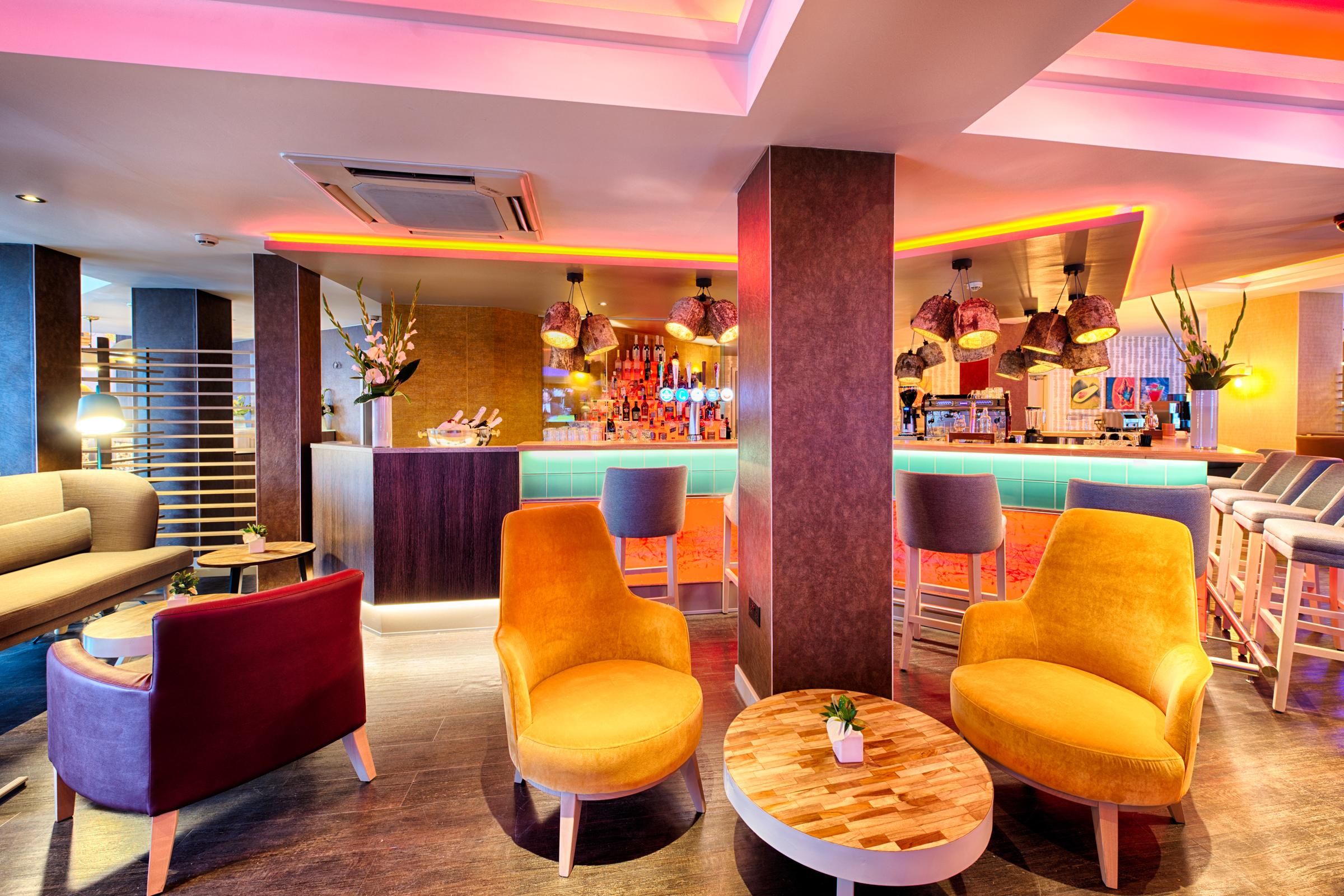 Leonardo Hotel Edinburgh Haymarket Екстериор снимка