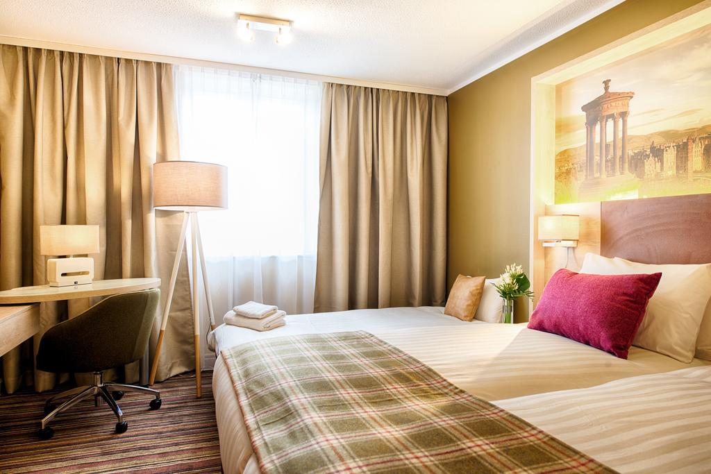 Leonardo Hotel Edinburgh Haymarket Екстериор снимка